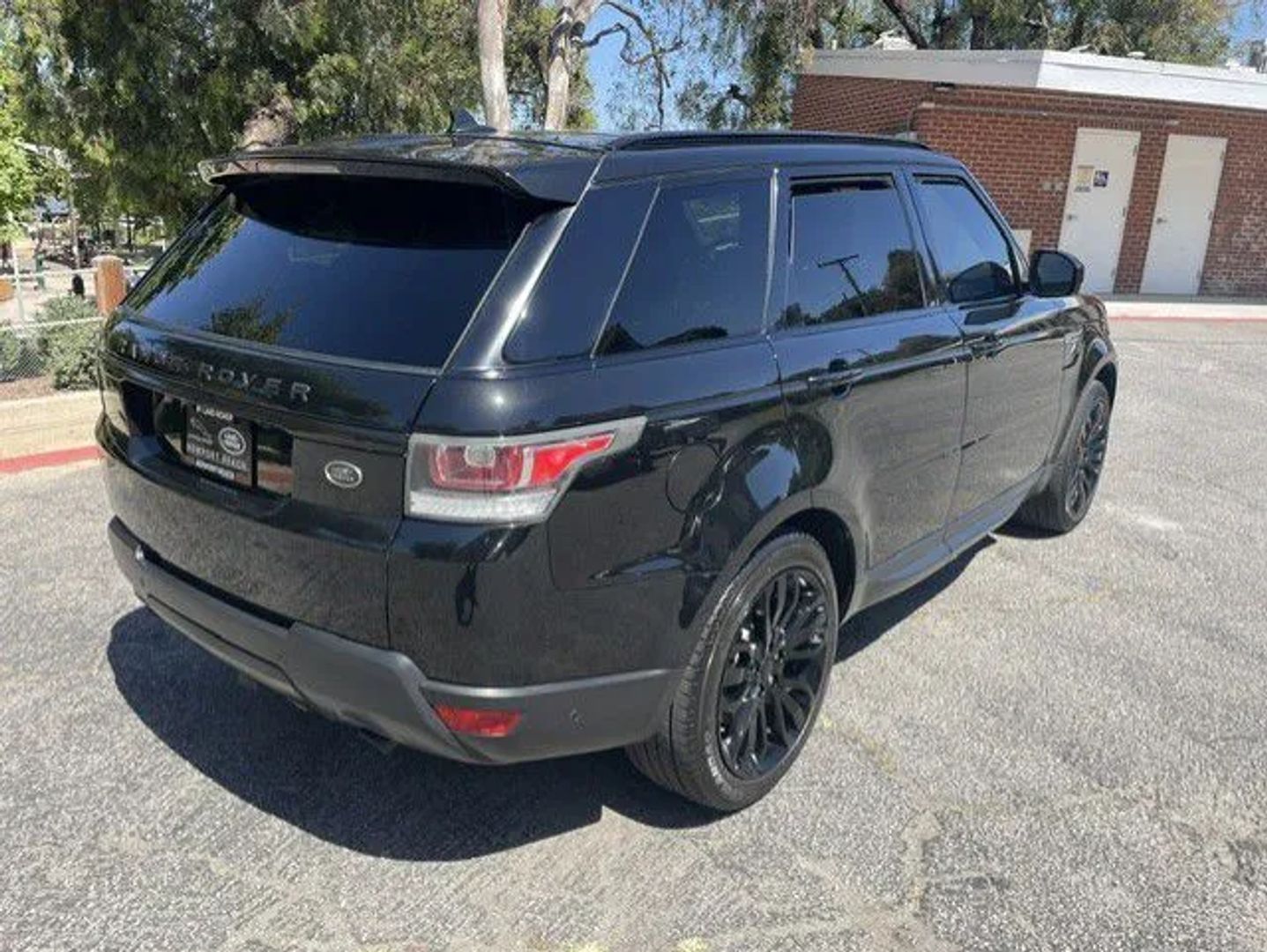 land rover range rover sport 2016 SALWR2KF3GA101690 image land rover range rover sport 2016 SALWR2KF3GA101690 image